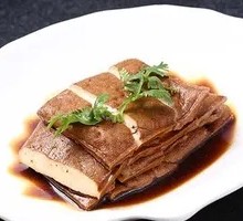 Braised Tofu in Spiced Sauce