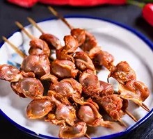 Stewed Chicken Gizzards in Clay Pot