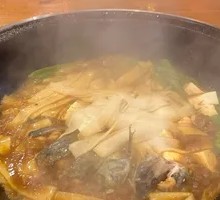 Stewed Spare Ribs with Mandarin Fish in Iron Pot