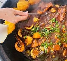 Stewed Fish in Iron Pot
