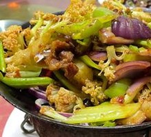 Spicy Cauliflower in Hot Pot