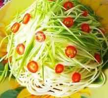 Cucumber Salad with丝