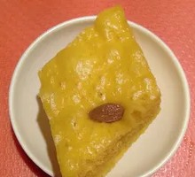 Golden Steamed Sponge Cake