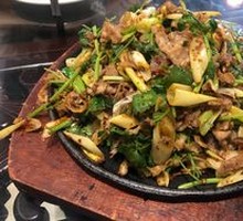 Beijing-style Stir-Fried Roasted Lamb