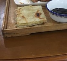 Crispy pancakes with hairtail fish