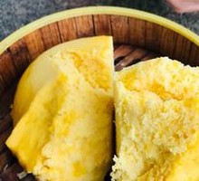 Flower-shaped Steamed Bun