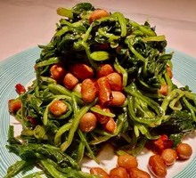 Pine Nut Spinach