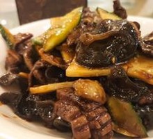 Stir-Fried Three Delicacies