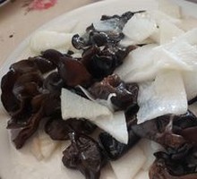 Stir-fried Yam with Wood Ear Mushrooms