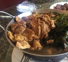 Fried Tofu Puffs with Kelp Strips