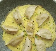 Steamed Dumplings with Egg