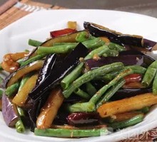Stir-fried long beans with eggplant