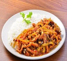 Spicy Pork Noodles with Rice