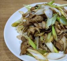Scallion Stir-Fried Beef