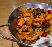 Spicy Pot-Braised Tofu with Leaves