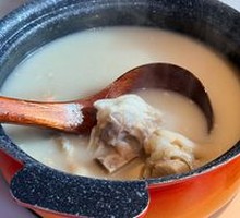 Old Mother's Pig Trotter Soup