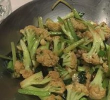 Spicy Stir-Fried Organic Cauliflower