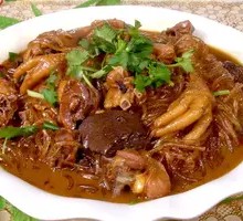 Braised Chicken with Vermicelli