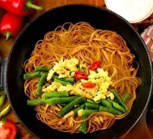 Pork and Green Bean Stew Noodles