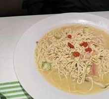 Yangzhou Boiled Vermicelli with Shredded Tofu