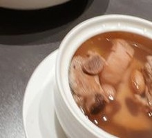 Honghu Crisp Lotus Root and Pork Bone Soup