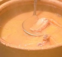 Braised Spare Ribs with Lotus Root and Noodles Soup