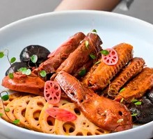 Wuhan Spiced Delicacies Platter
