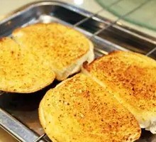 Grilled Steamed Bun Slices