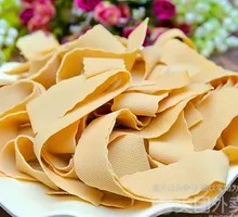Sliced dried tofu skin for hot pot