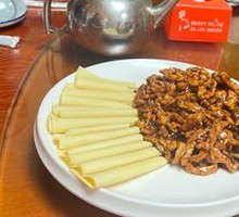 Beijing-style Shredded Pork in Soy Sauce