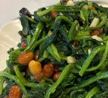 Pine Nut Spinach