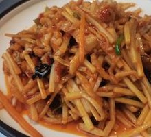 Beijing-style Shredded Pork in Soy Sauce