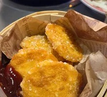 Fried Chicken with Potato Chips