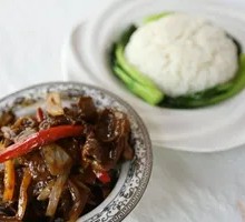 Black Pepper Beef Rice Bowl