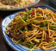 Dry-Fried Noodles