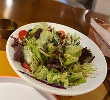 Seasonal Vegetable Salad