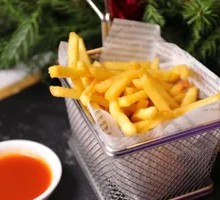 French Fries with Homemade Tomato Ketchup