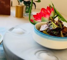 Beef with Coriander Salad