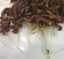 Beijing-style Shredded Pork in Soy Sauce