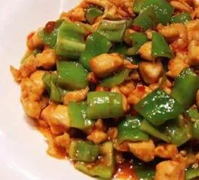 Spicy Chicken Cubes with Noodles