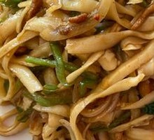 Stir-Fried Meat with Knife-Cut Noodles
