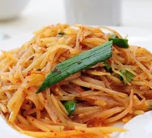 肉炒土豆丝盖饭