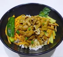 尖椒肥肠饭