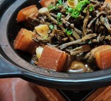 Braised Pork with Dried Beans