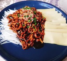 Beijing-style Shredded Pork in Soy Sauce