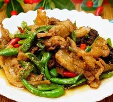Stir-fried Pork Head Meat Rice Bowl