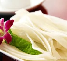 Thick Rice Noodles