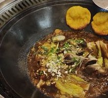 Catfish and Yellow Catfish Hot Pot