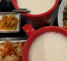 Freshly Ground Soy Milk