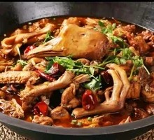 Stewed Goose in Iron Pot